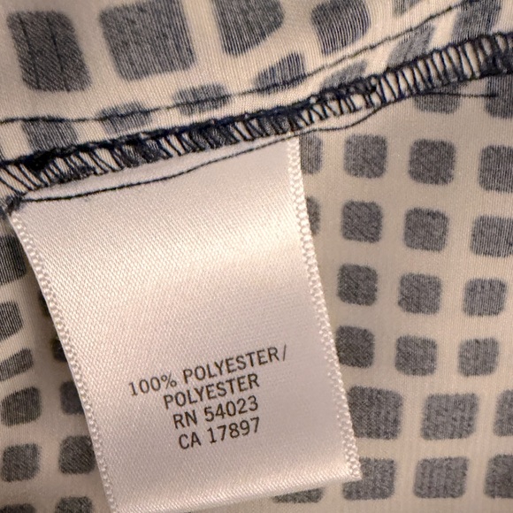 Banana Republic midi dress, smocked waist and collar, geometric pattern, size 8 - Picture 9 of 10